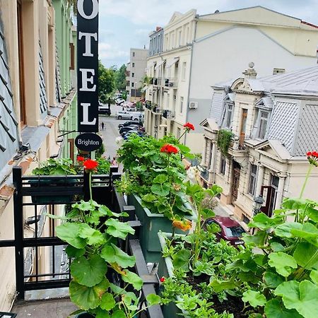 Hotel Brighton Батуми Экстерьер фото